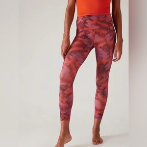 Athleta Salutation Stash Tight